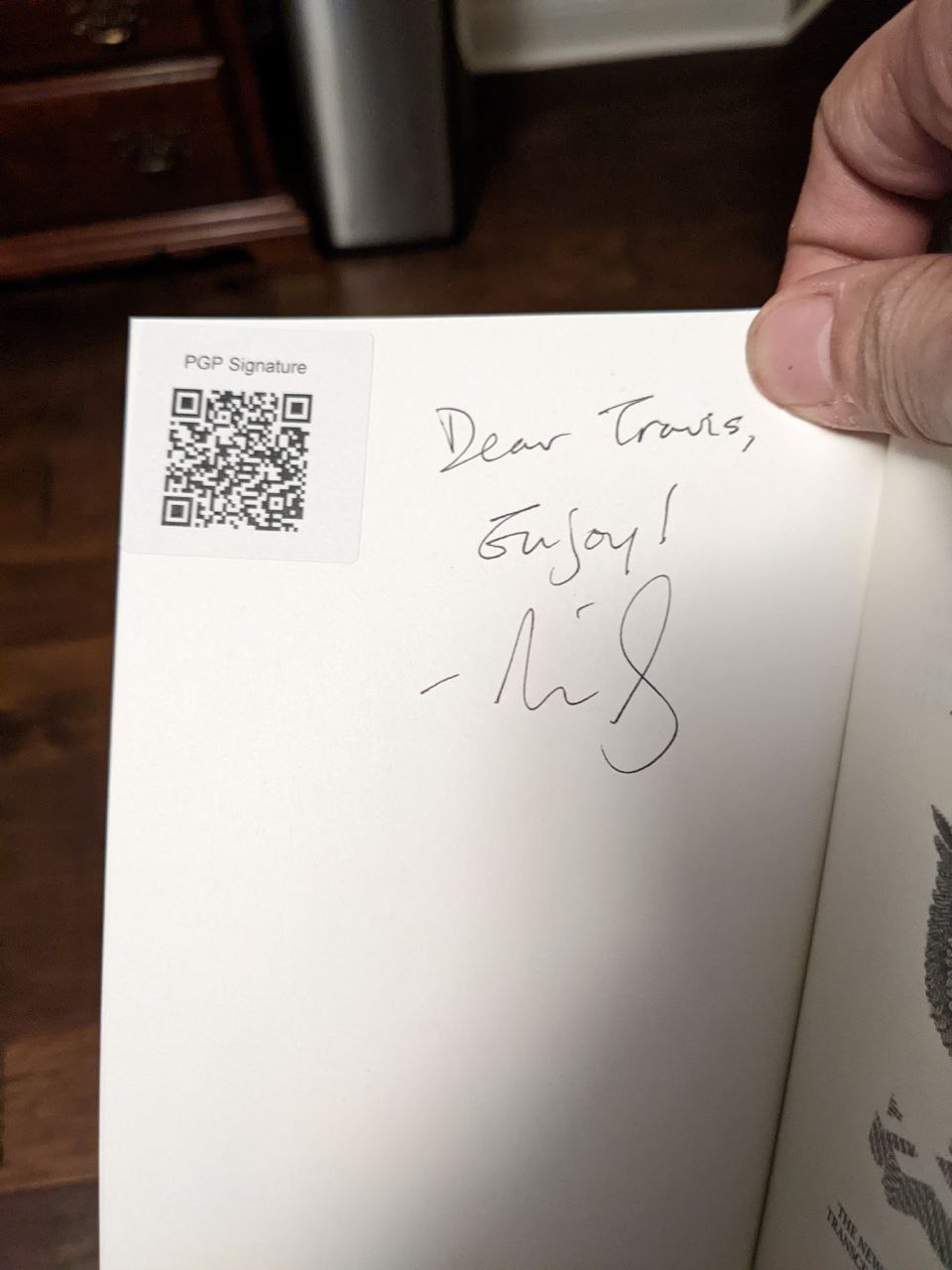 Signed autograph 5b7f26b4b25f760b