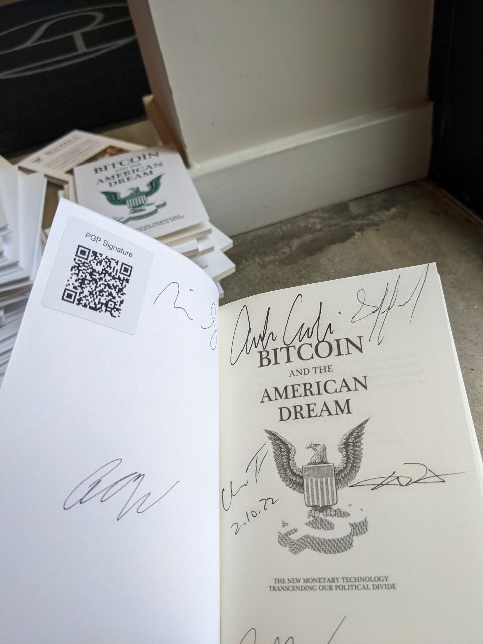 Signed autograph 5b901757ce349eee