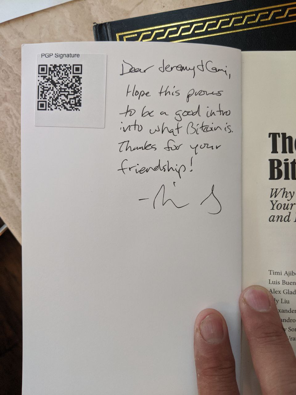 Signed autograph 5c9e9dcf39eae59c