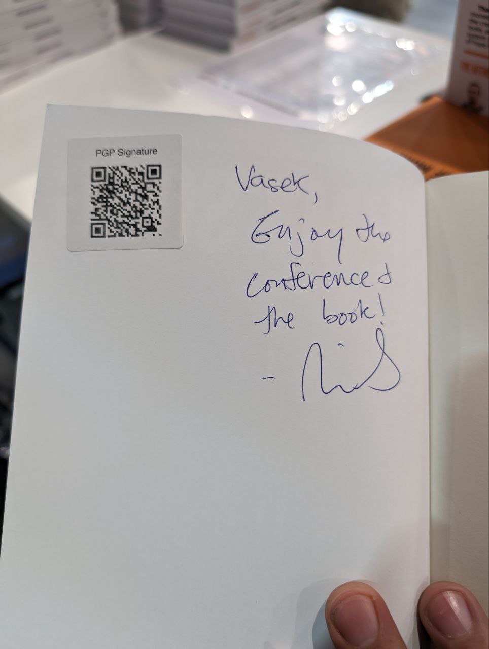 Signed autograph 5d317d33710b8a1d