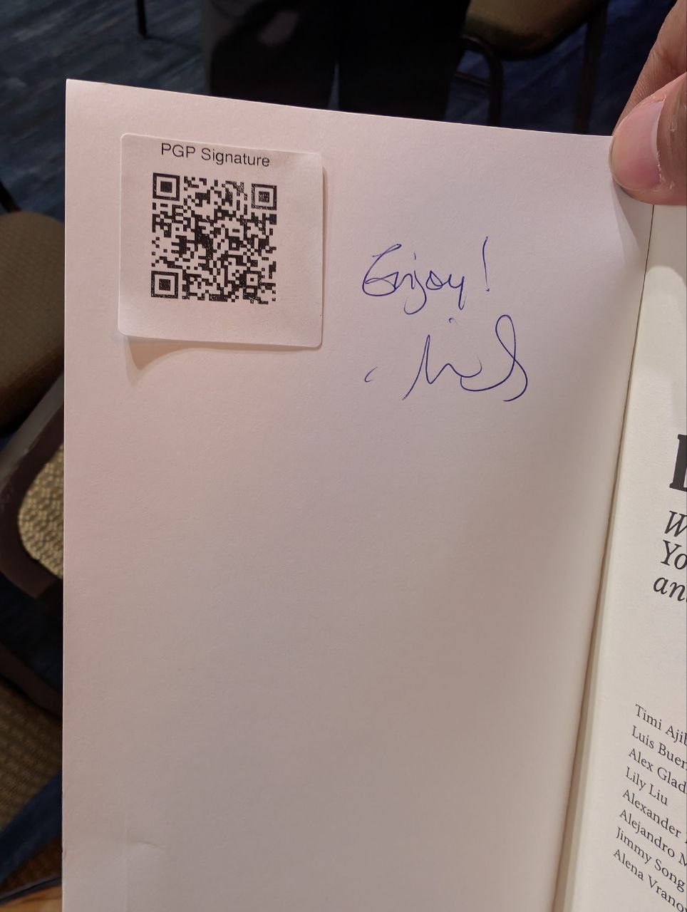 Signed autograph 5d71affe48c86e6d