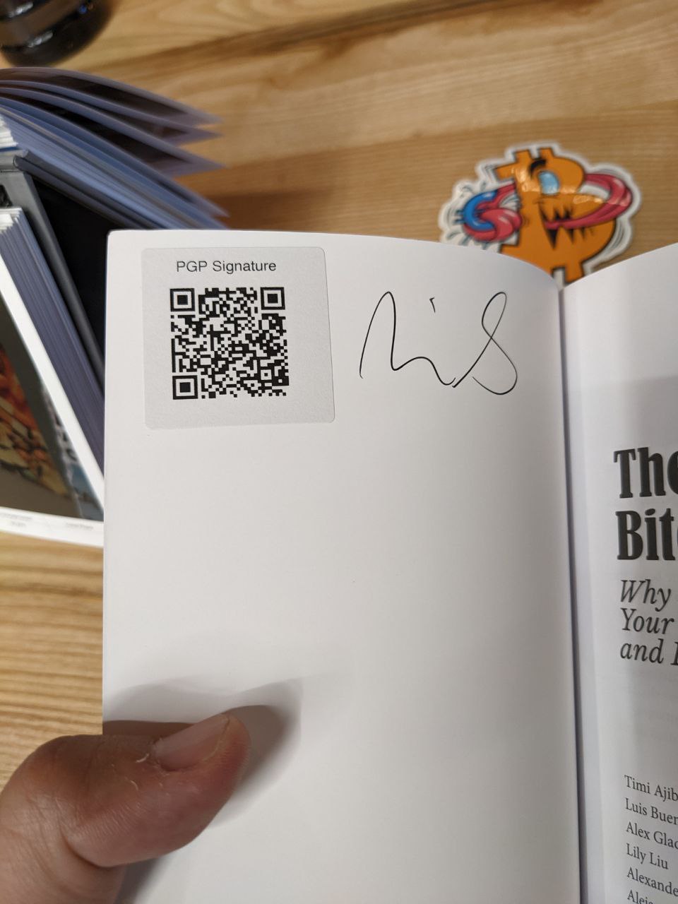 Signed autograph 5f4091afa91d833b