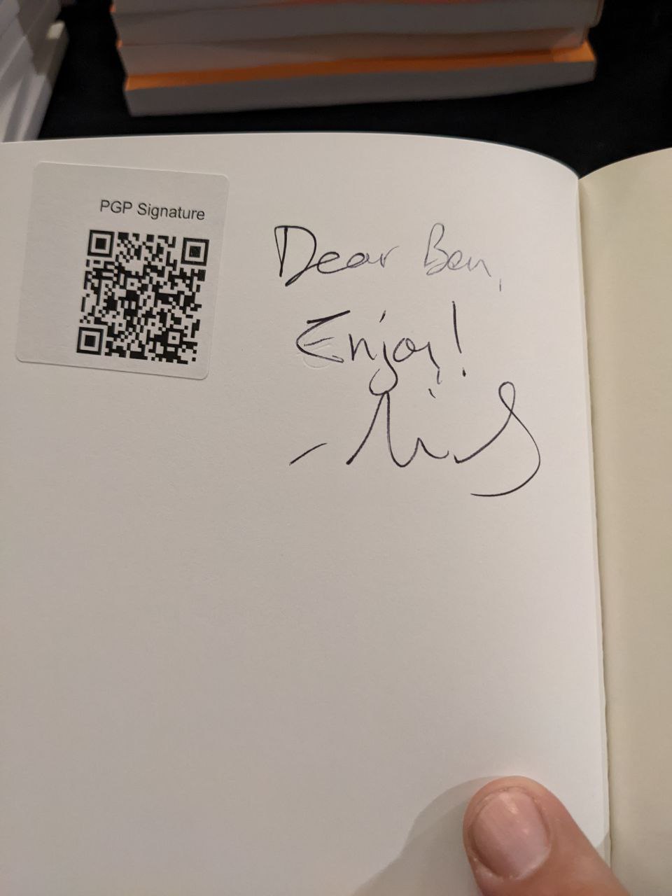 Signed autograph 5f6bbd23c357e48a