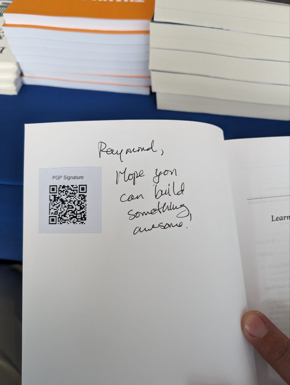 Signed autograph 6008ef368527bff9