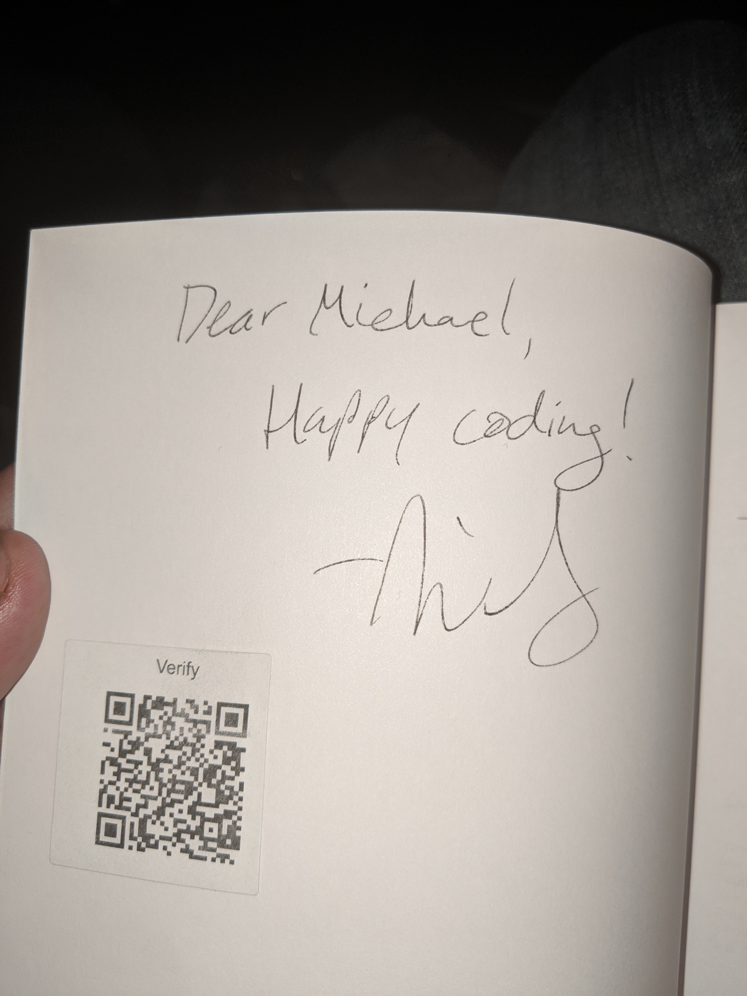 Signed autograph 601c0f84d9db38d3