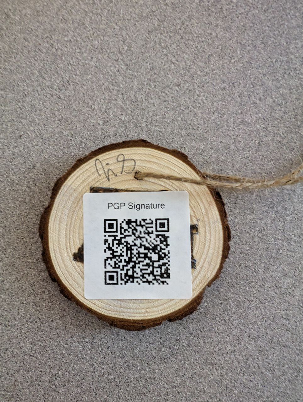 Signed autograph 60822c38acff5d09