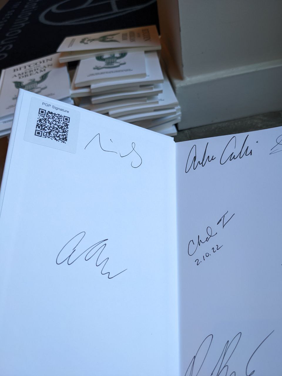 Signed autograph 6105917411ecaa39