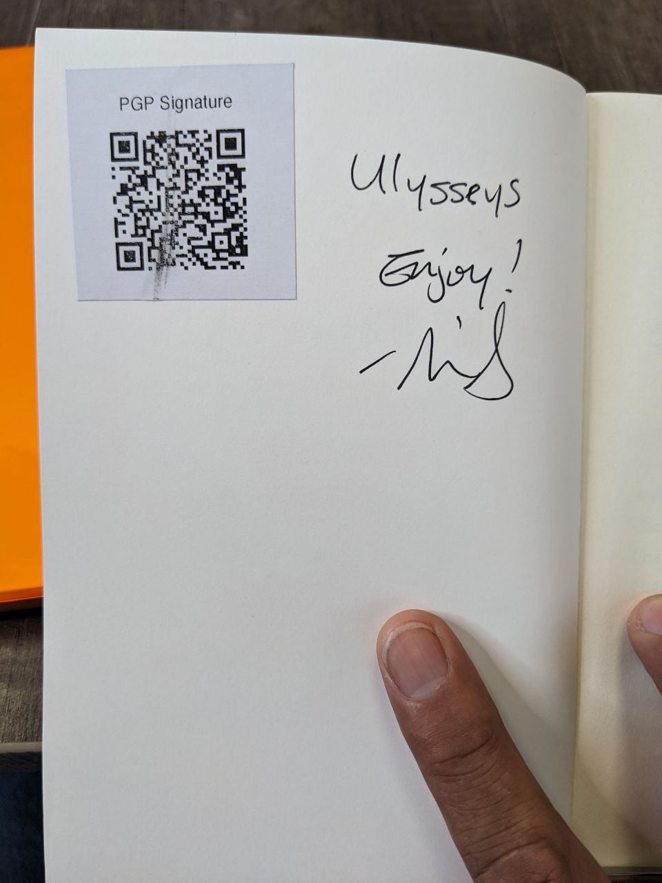 Signed autograph 612d762d3c3a8190