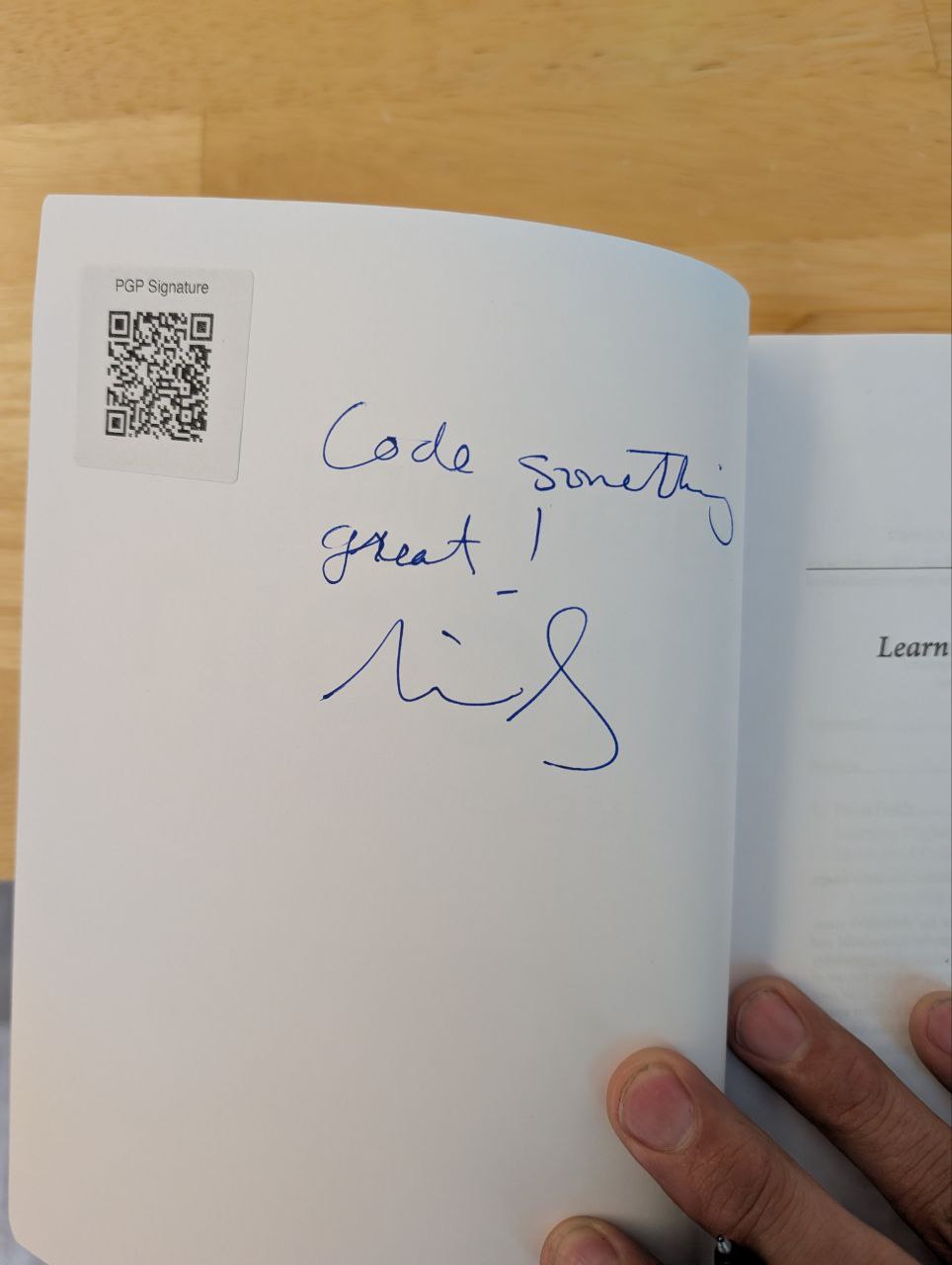 Signed autograph 613b0d403838b281