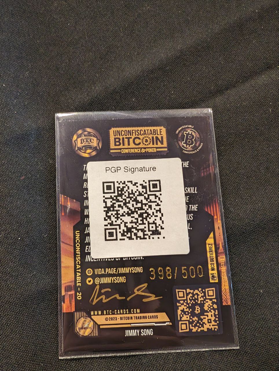 Signed autograph 61a6b40713bafea5