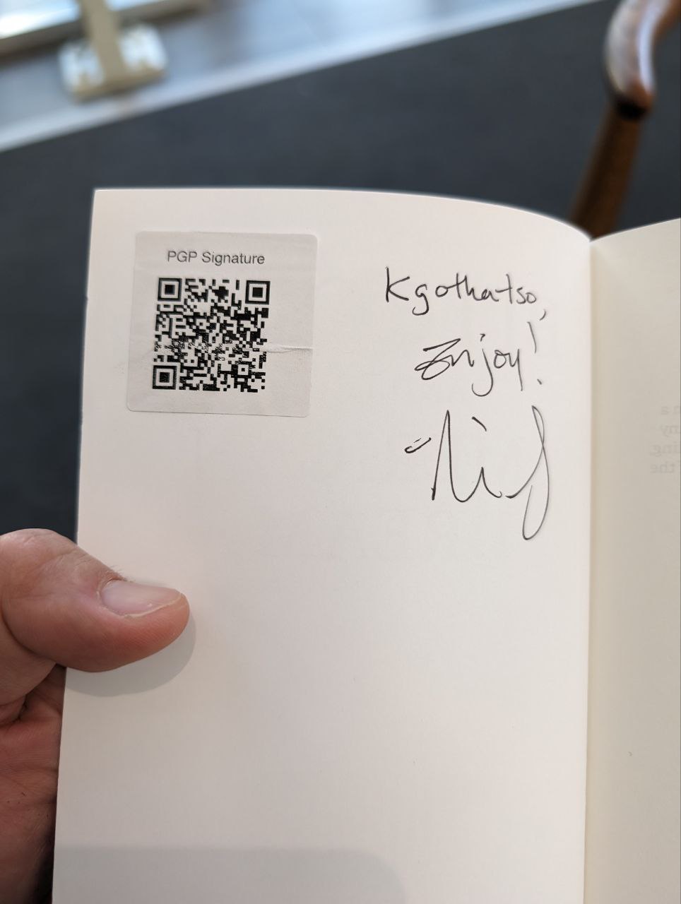 Signed autograph 64301d924e55c431