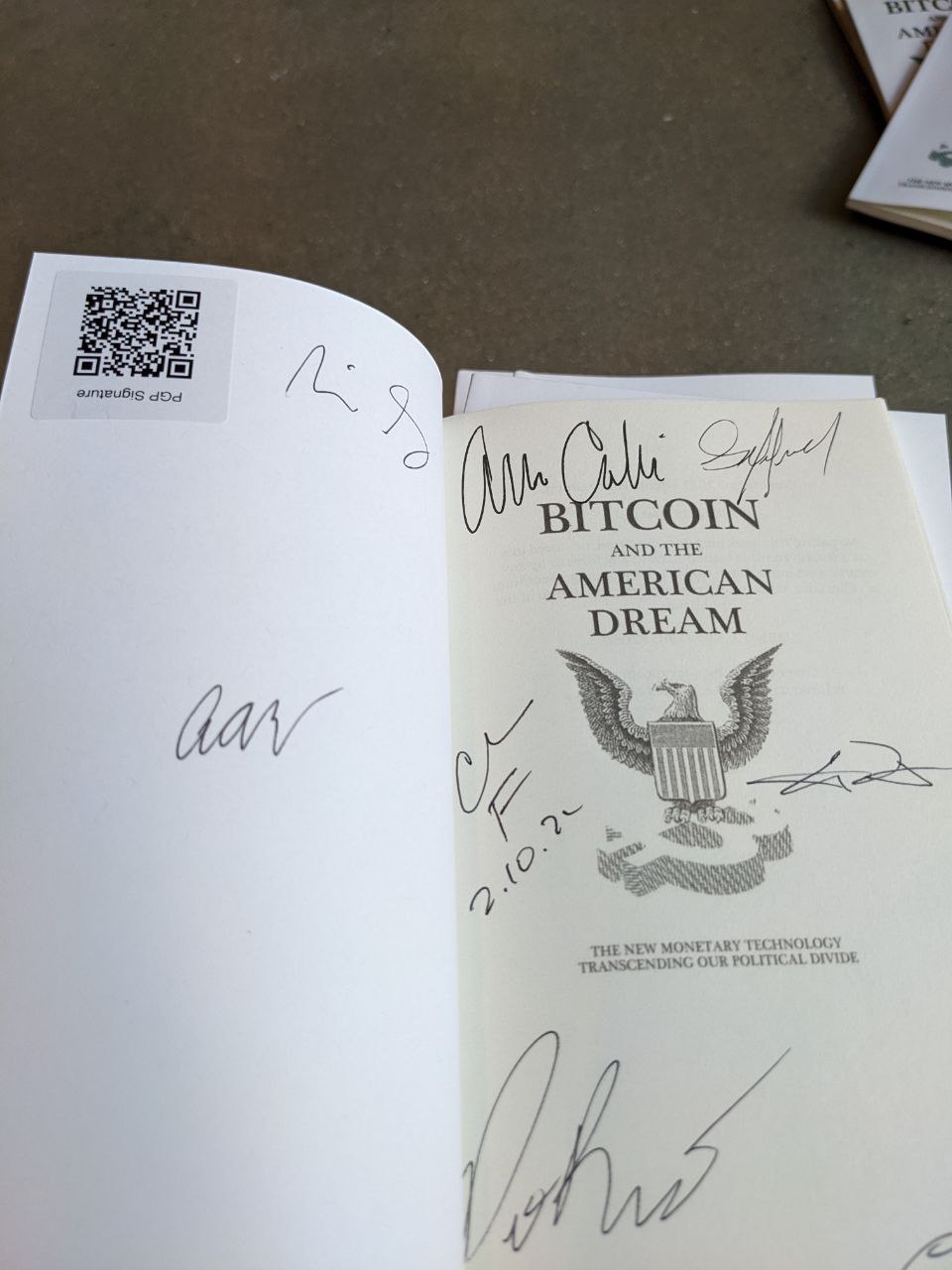 Signed autograph 65f6de9e810c355f