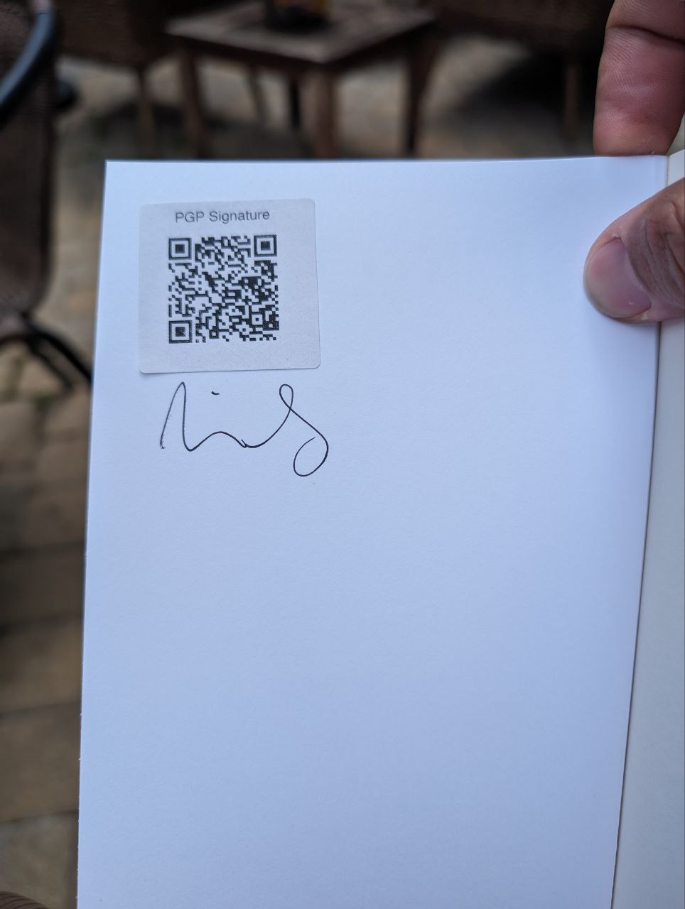 Signed autograph 6610b4360d0c6385