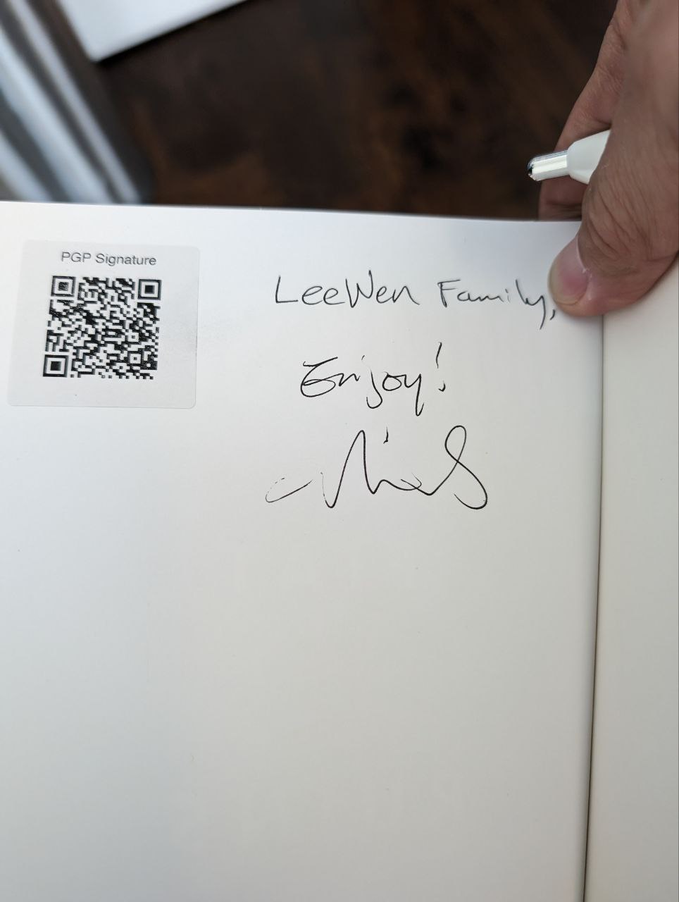 Signed autograph 6a8614e8d195fe04