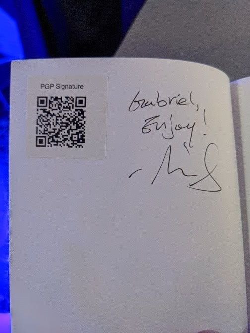 Signed autograph 6d4d90f2d2b24f5e