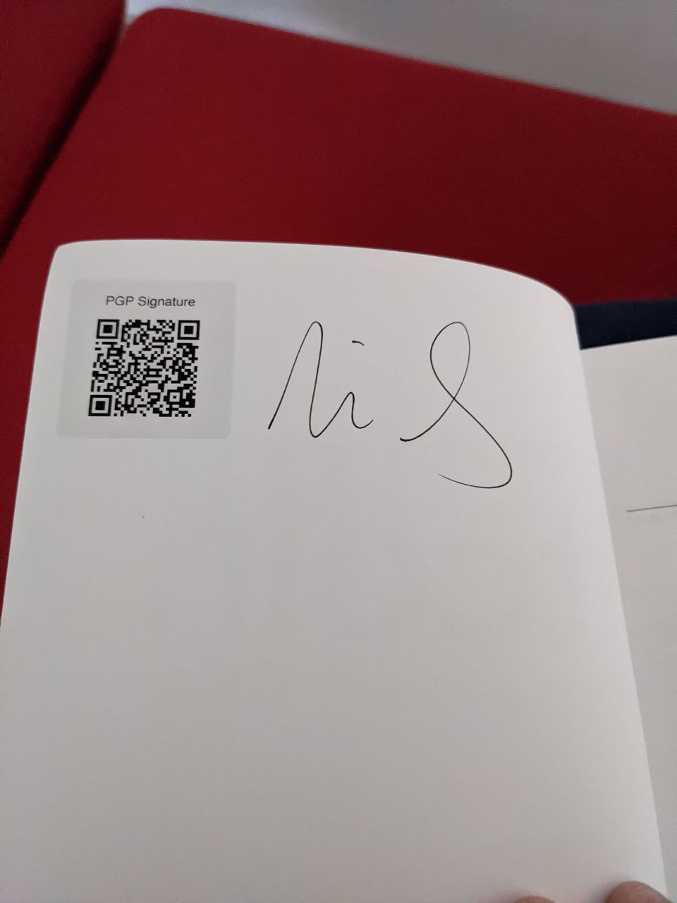 Signed autograph 6d5ee3f02050d647