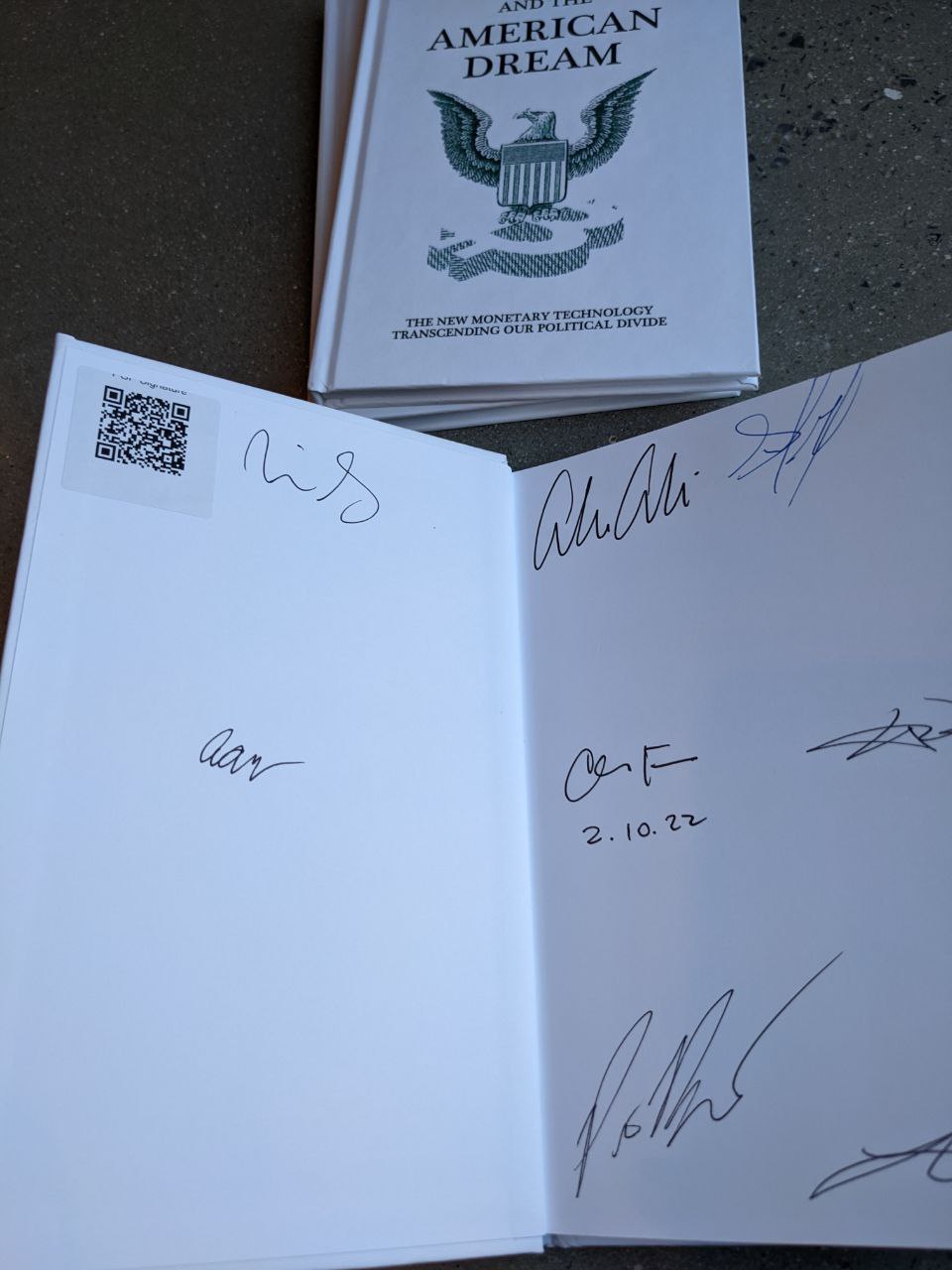 Signed autograph 701400ea19ba4f8a