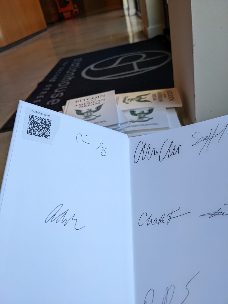 Signed autograph 7070bed288e6310f