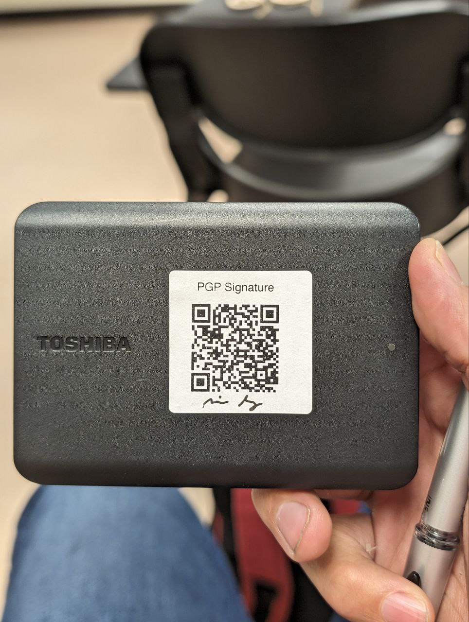 Signed autograph 7392113acc7e10a8