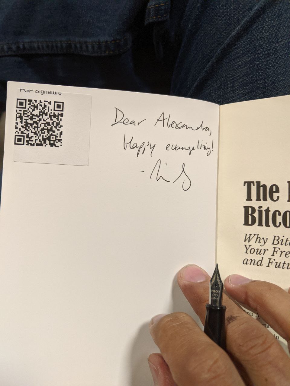 Signed autograph 77626b53a97d9f0e