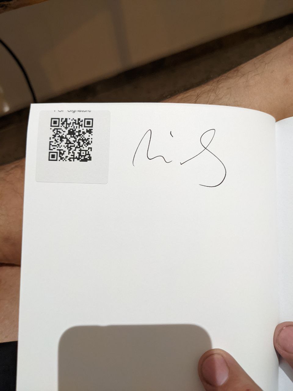 Signed autograph 7e236d741344b218