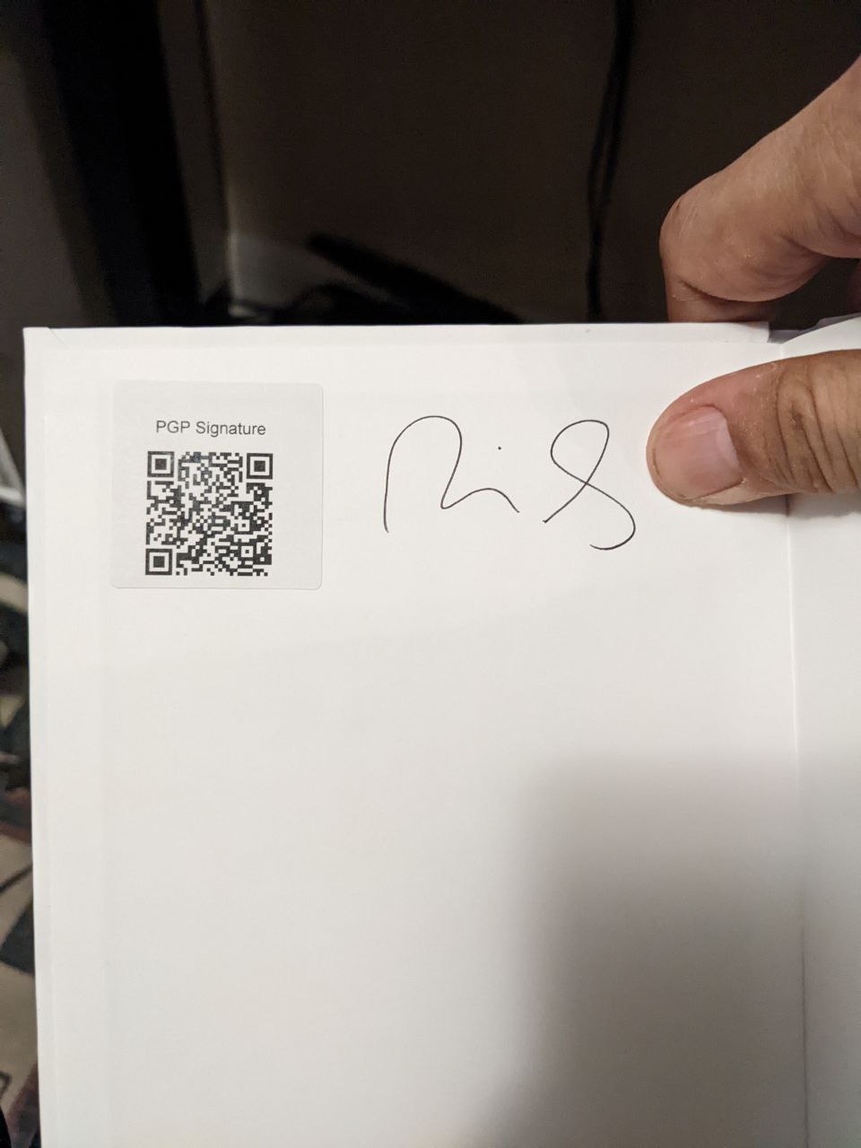 Signed autograph 813940c78dcf7991