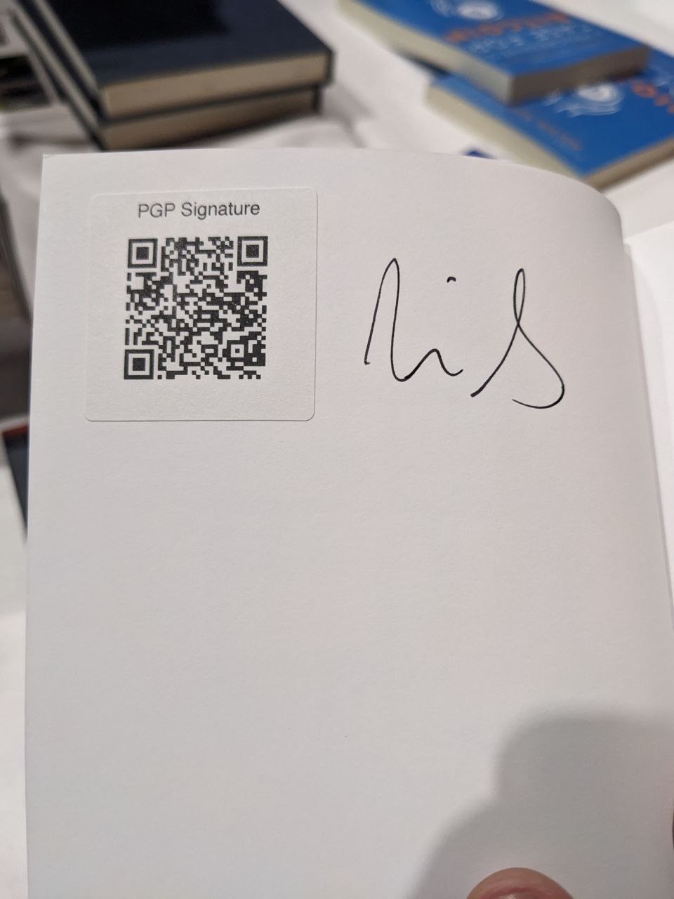 Signed autograph 820ec17ea0ba7d77