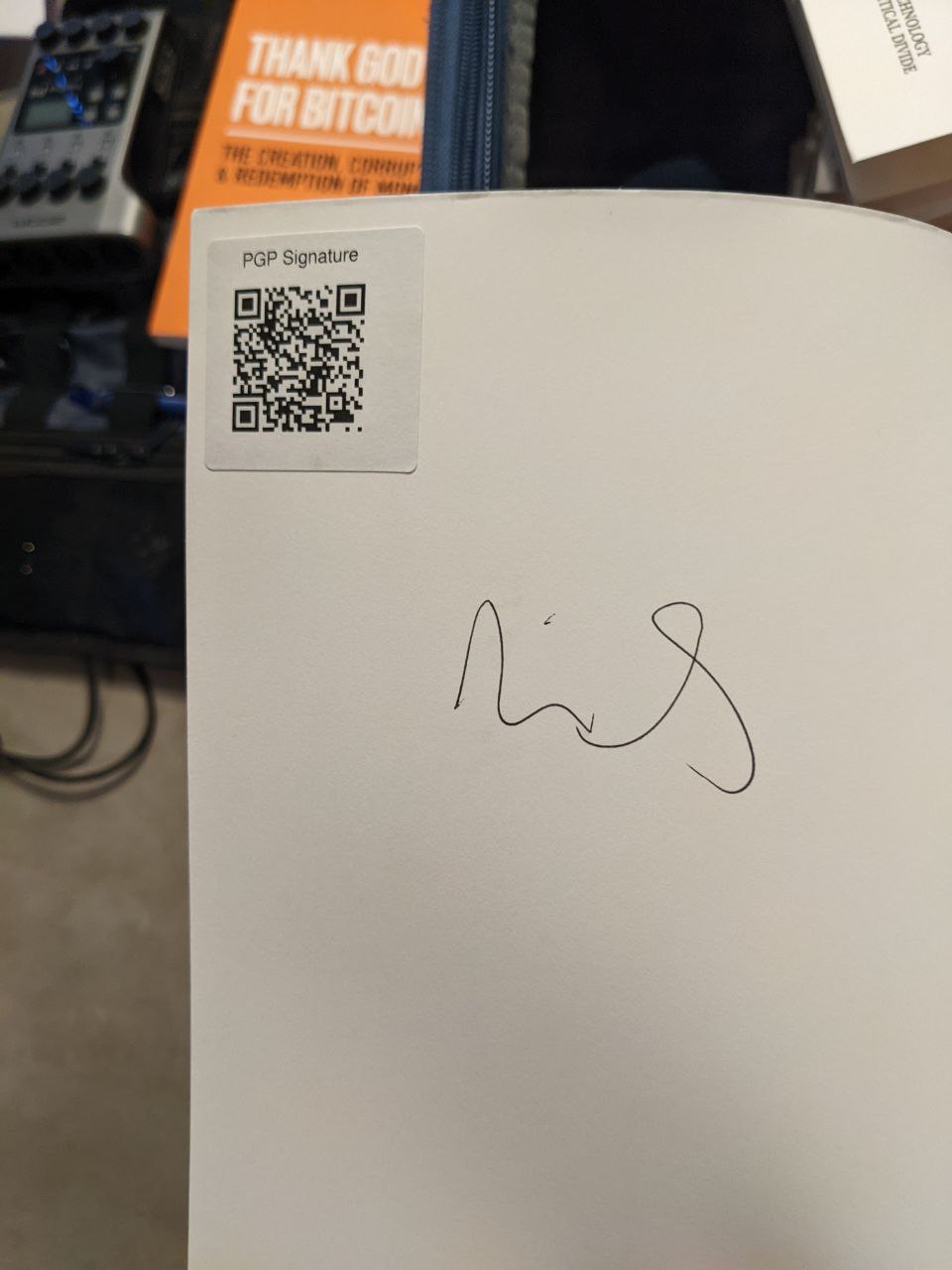 Signed autograph 84c0a5c60ff78fa1