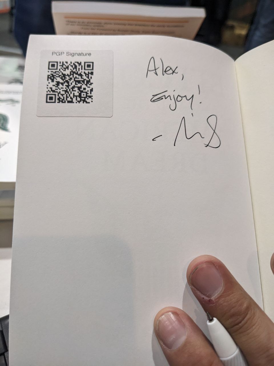 Signed autograph 86cf2cff0545617e