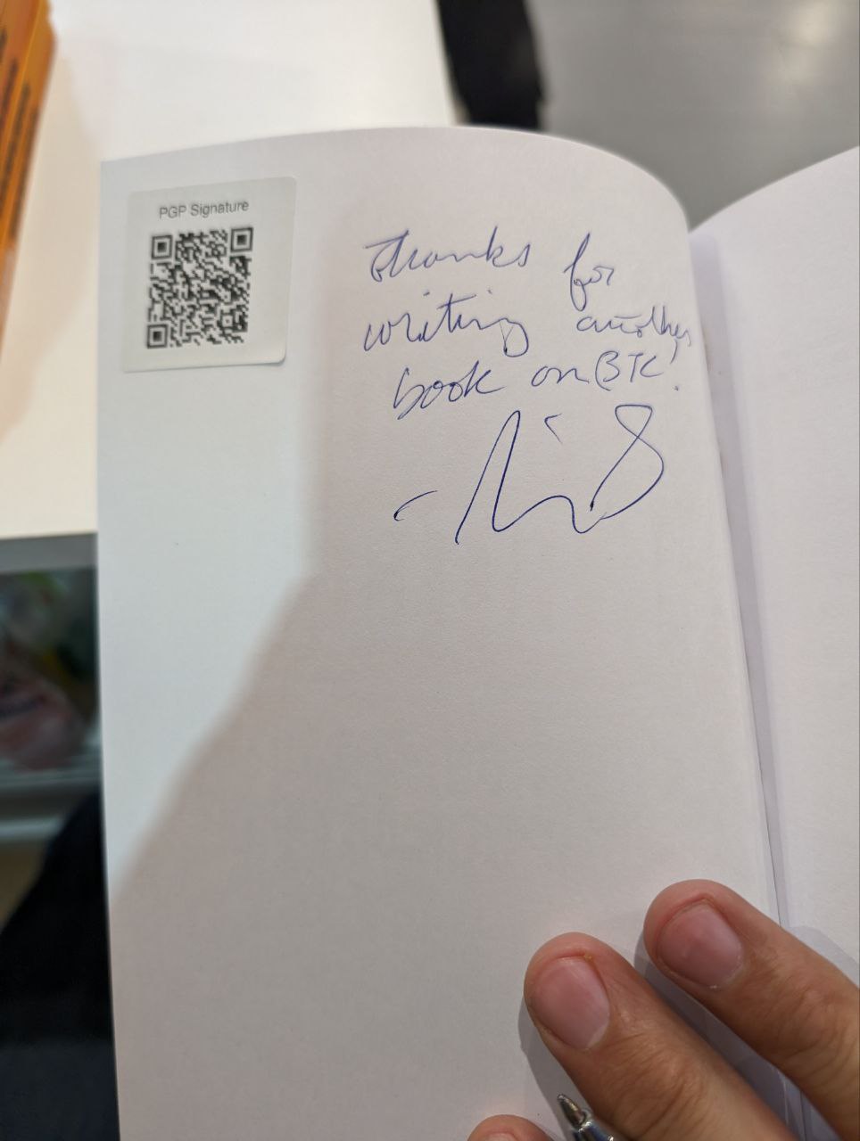 Signed autograph 8a8abbf952d7e73f