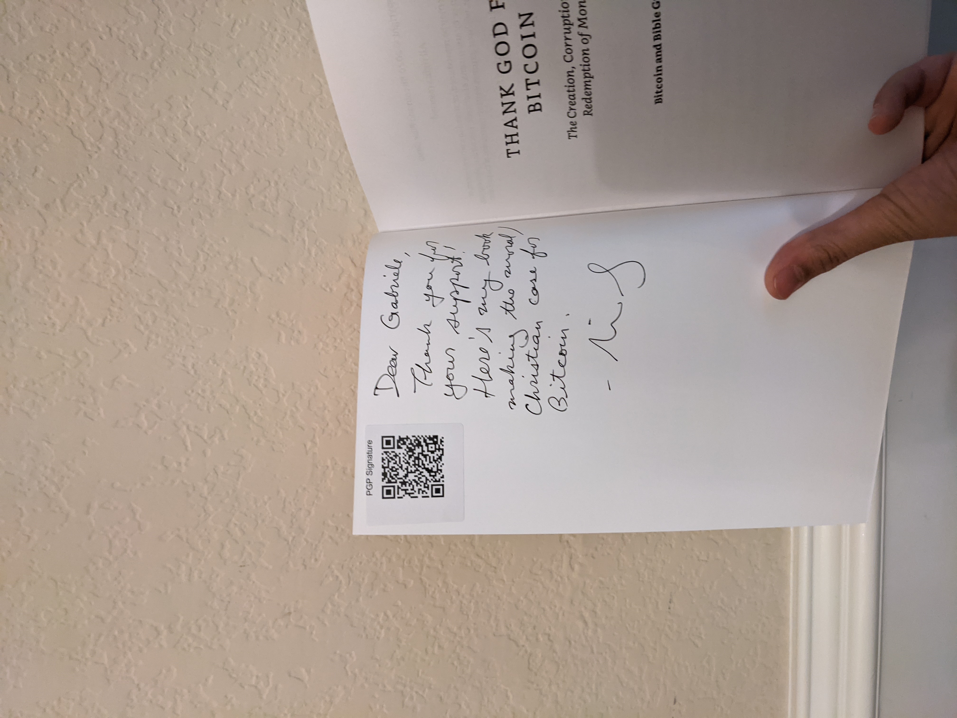 Signed autograph 8b5d86bba27f9397