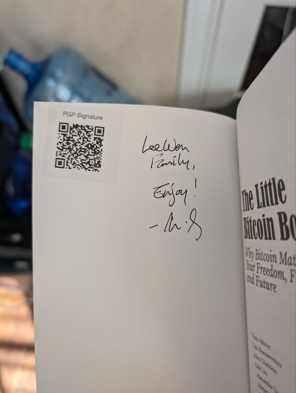 Signed autograph 8c1787a163ca49b0