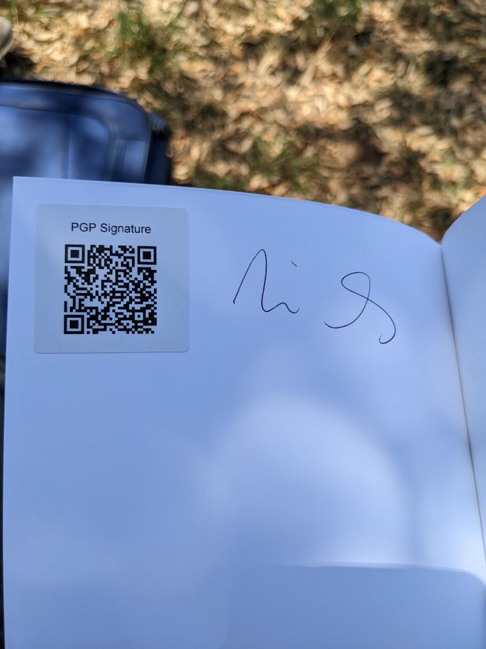 Signed autograph 8c69d844f96f6d40