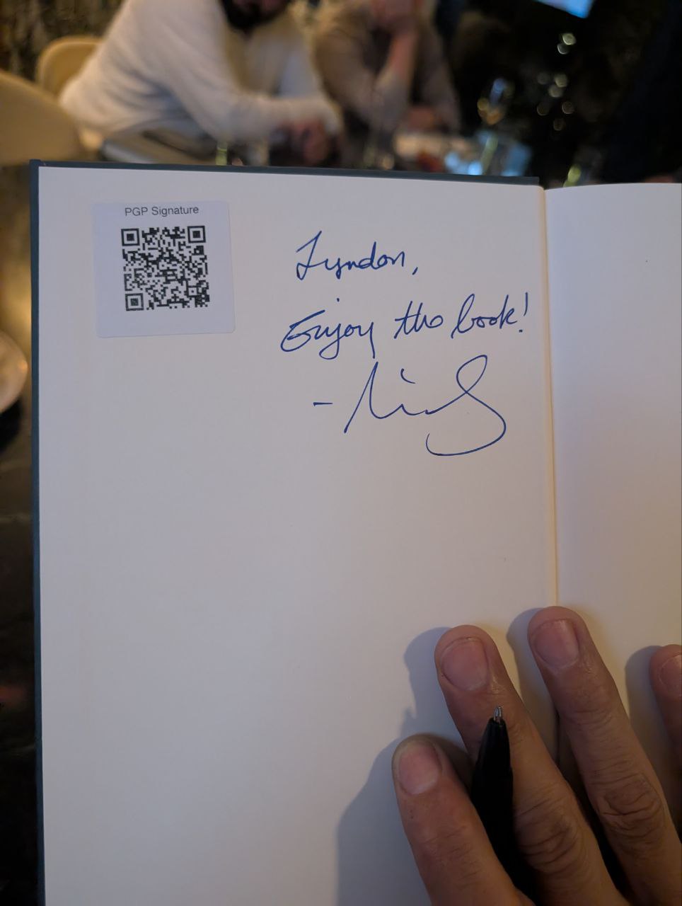 Signed autograph 8e086c61ba882eb8