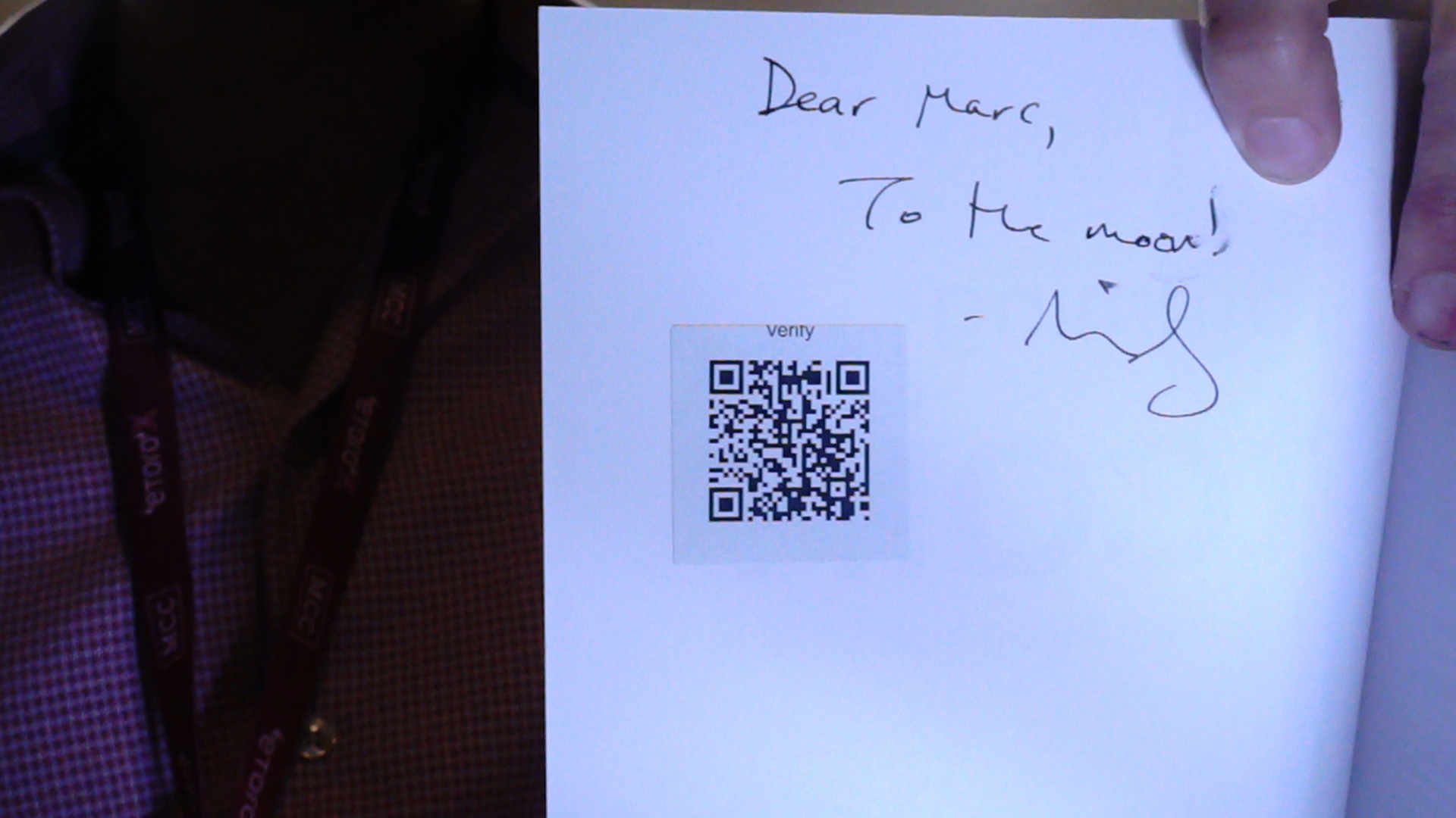 Signed autograph 8e5ef90d91a2823d