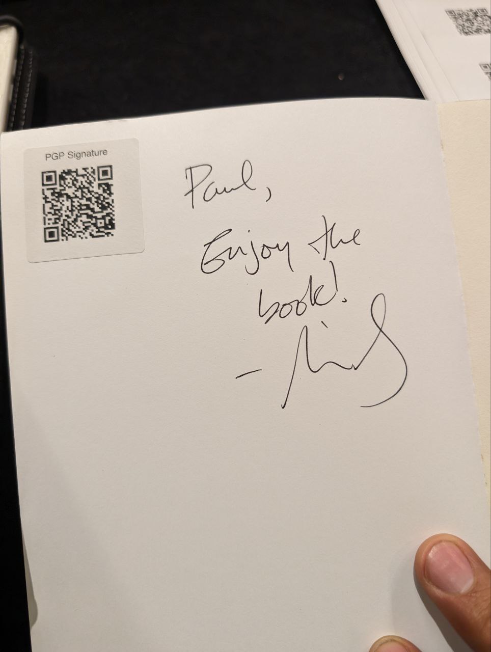 Signed autograph 8f3c4fbaaf85e858