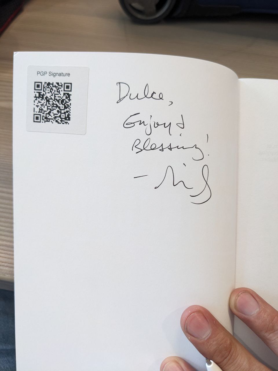 Signed autograph 916b0ea39c503e40