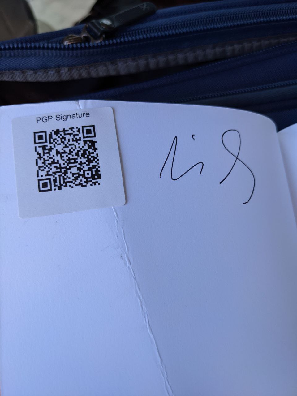 Signed autograph 92dfacb82d60b437