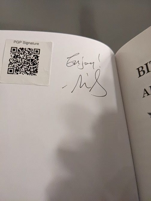 Signed autograph 9761024c71cf75a0