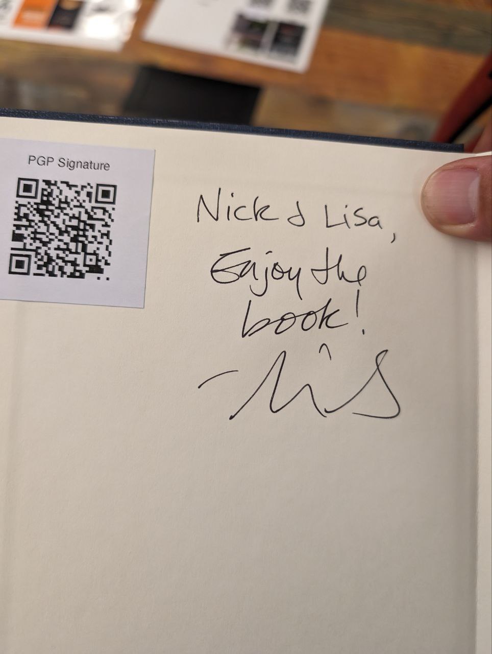 Signed autograph 983e9b7e9edbfa22