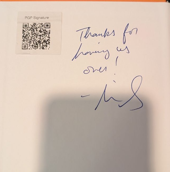 Signed autograph 9a7af0077618f176