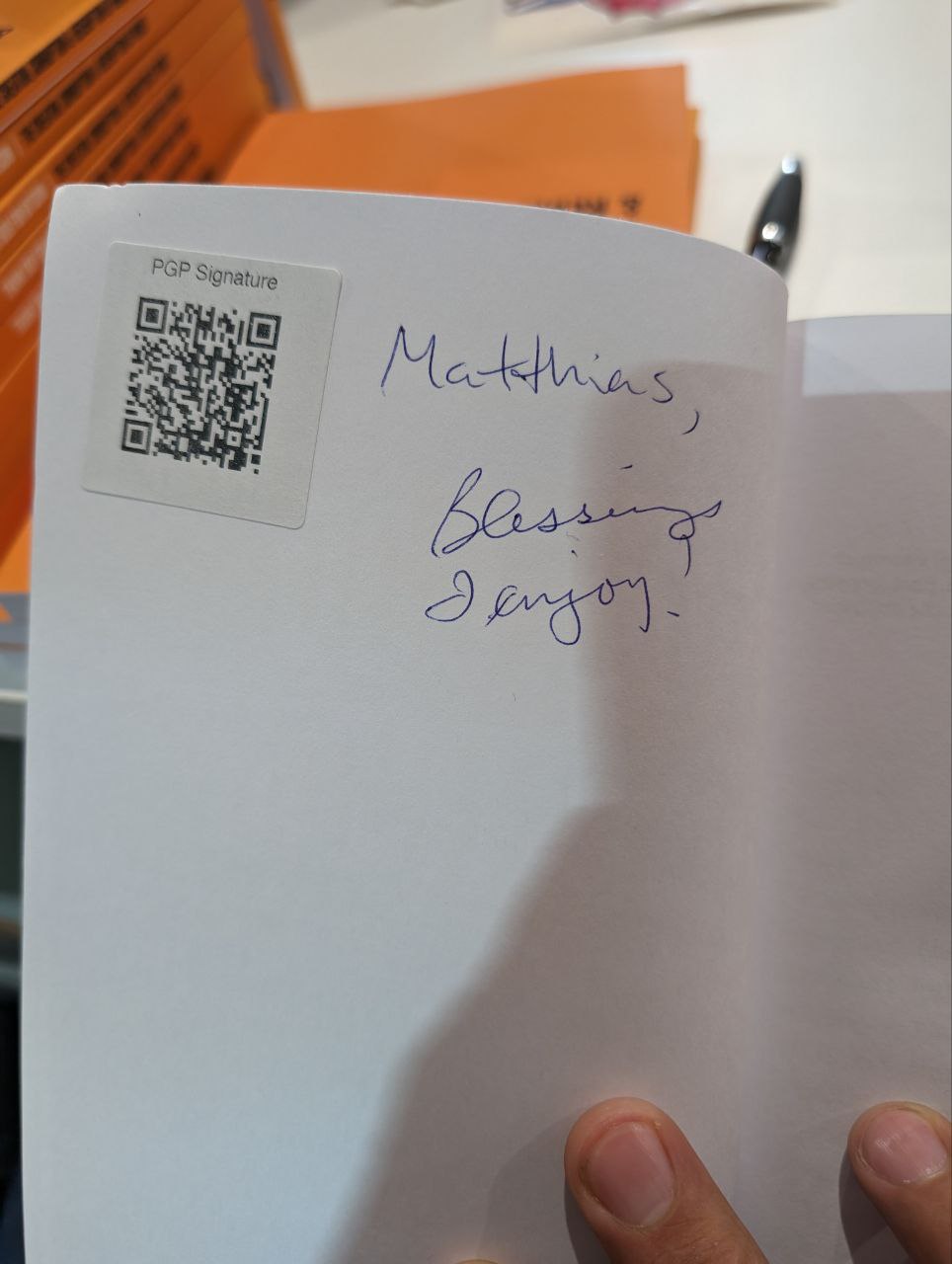 Signed autograph 9c9e5c9a438491c1