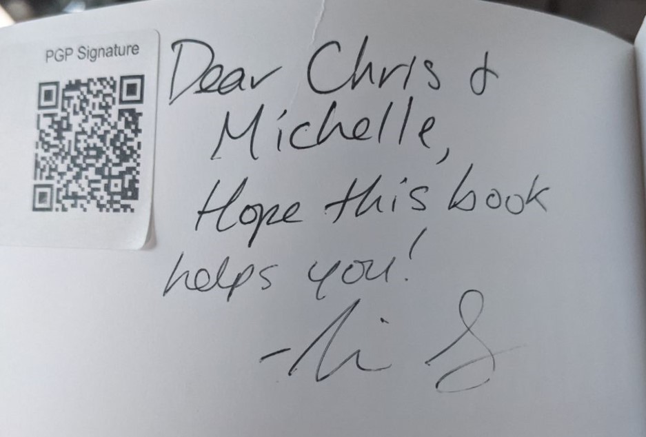 Signed autograph 9f68aff4420e949e