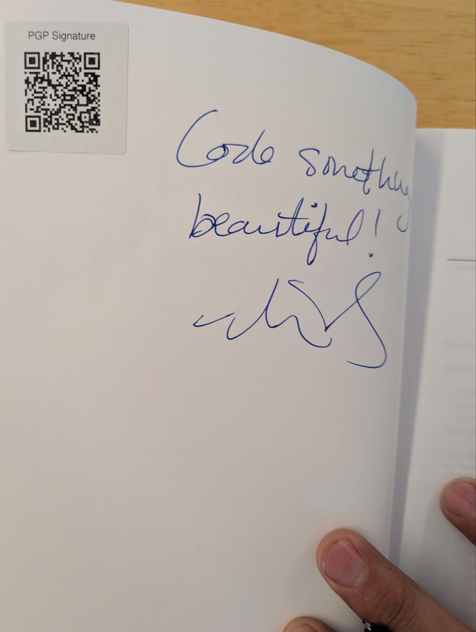 Signed autograph a05e39aad05cf879