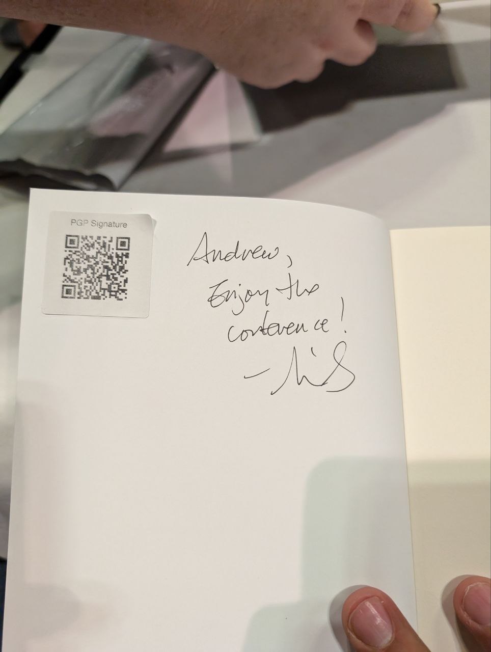 Signed autograph a191eb847579498c