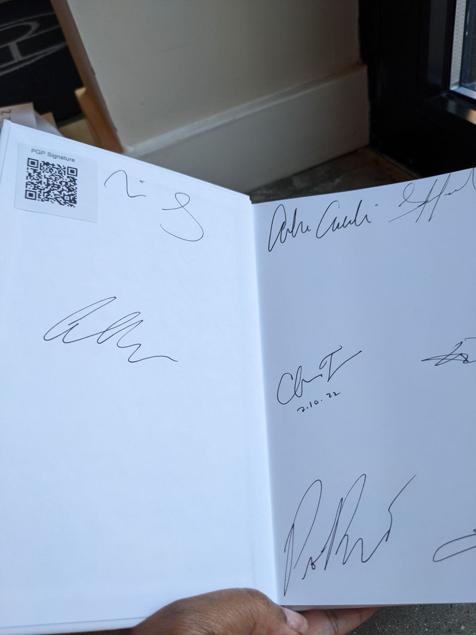 Signed autograph a8dae08d061a2576