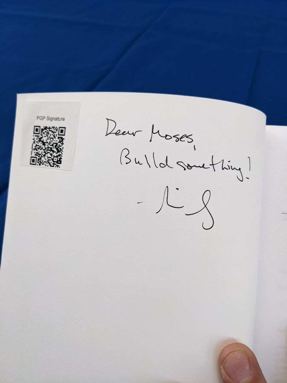 Signed autograph a8eaa9f01f9a60c1