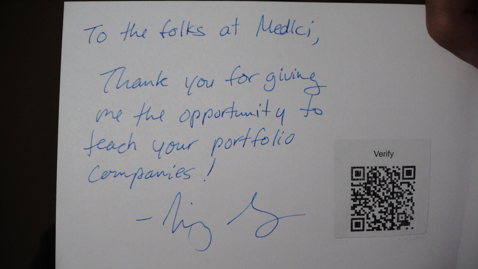 Signed autograph aef04089794ec49f