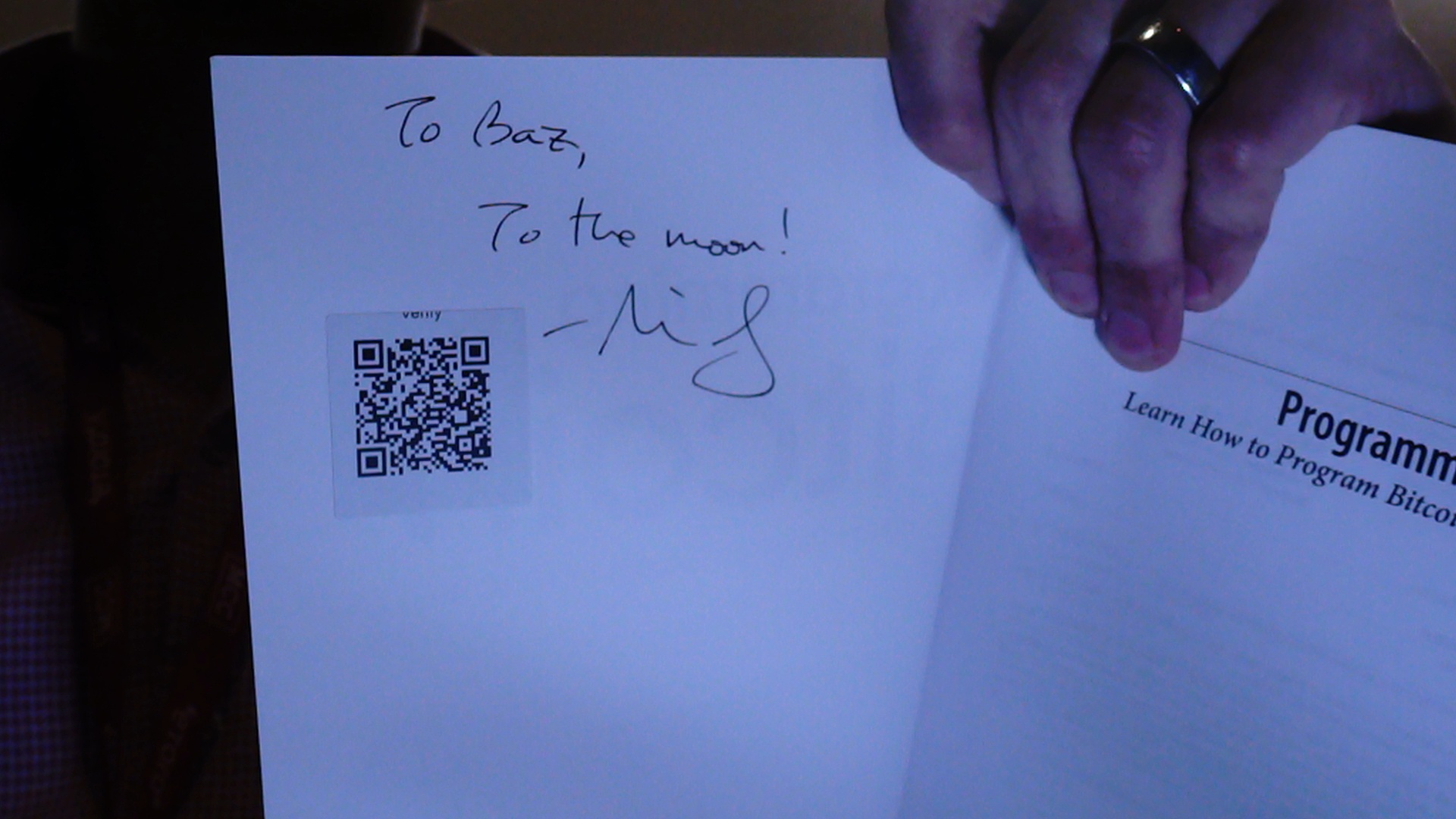 Signed autograph b09d9a17fdcf6c1b