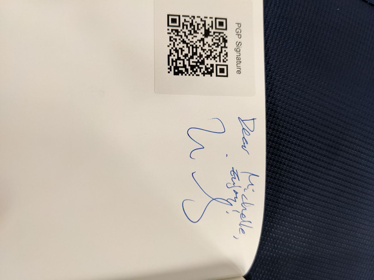 Signed autograph b53f6765ac68d8a1